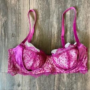 Victoria’s Secret Dream Angels Fuchsia Lace Push Up Bra 32D Push Up No Padding